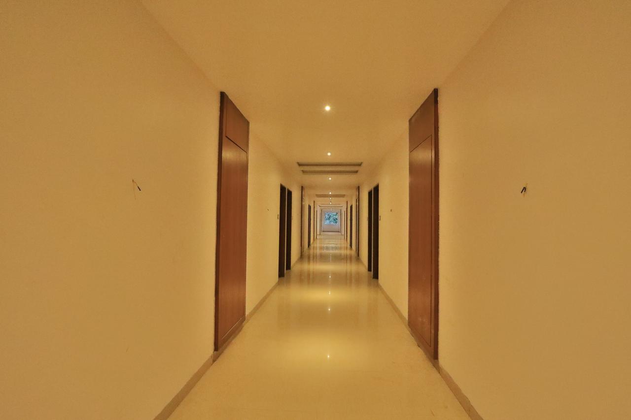 Hotel Tania Searock Daman Exterior foto